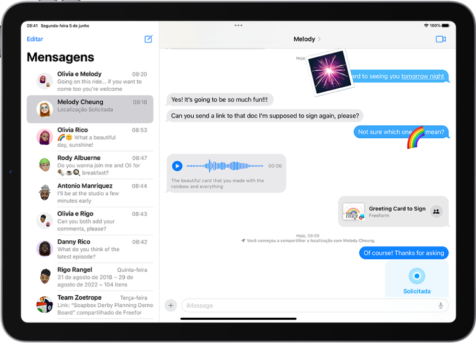 Conversa no app Mensagens com uma mensagem de áudio e sua transcrição.