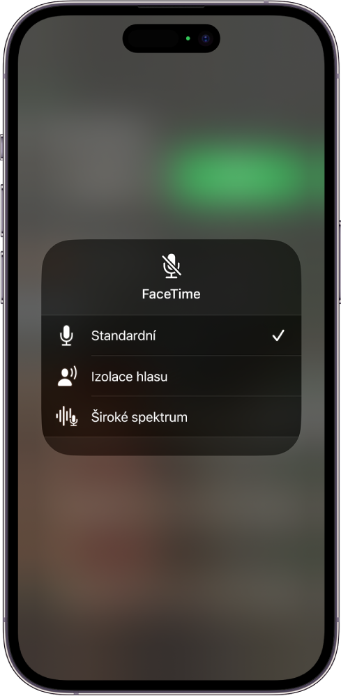 Nastavení režimu mikrofonu pro hovory FaceTime v Ovládacím centru se zobrazenými zvukovými volbami Standardní, Izolace hlasu a Široké spektrum.