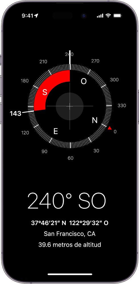 La pantalla de Brújula mostrando la dirección en la que apunta el iPhone así como la ubicación y altitud actuales.