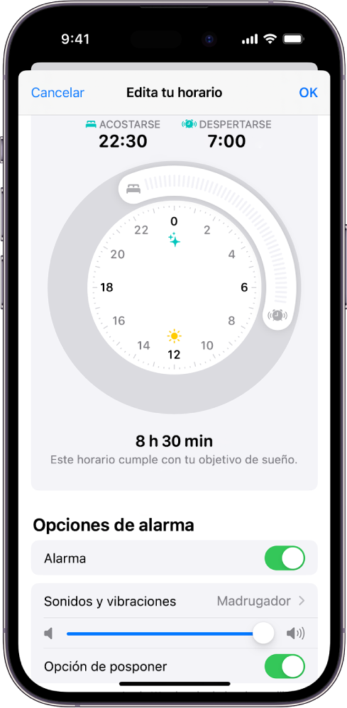 Pantalla “Edita tu horario” de la app Salud con el reloj Acostarse y Despertarse en la parte superior de la pantalla y, en la parte inferior, las opciones de alarma.