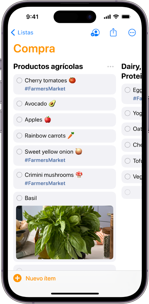 Lista de la compra en la app Recordatorios con las categorías organizadas en columnas. El botón “Nuevo ítem” se encuentra abajo a la izquierda.