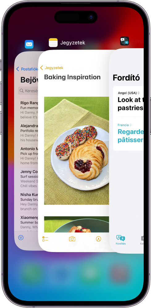 Az Appváltó. A megnyitott appok ikonjai felül láthatók, és az egyes megnyitott appok aktuális képernyője az ikon alatt jelenik meg.