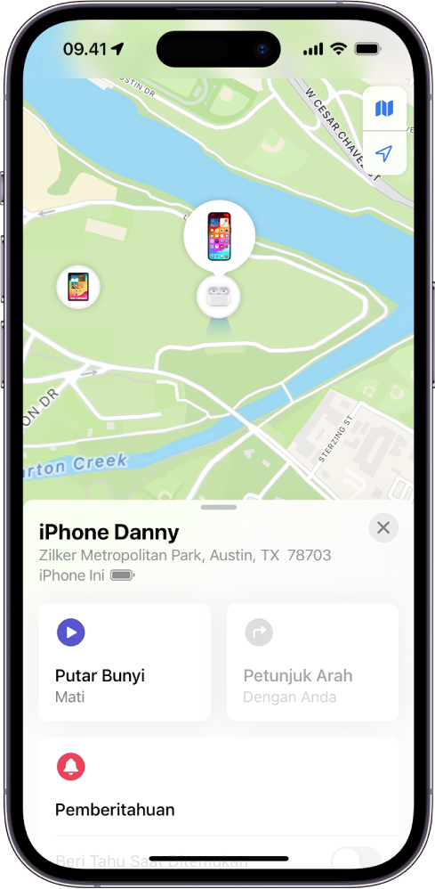 Layar Lacak menampilkan lokasi iPhone di peta di bagian atas layar.