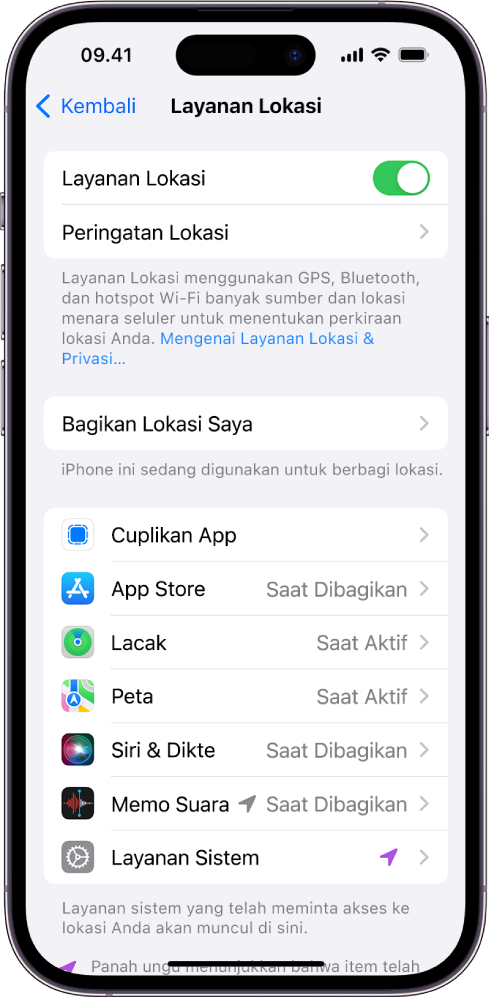 Layar Layanan Lokasi, dengan pengaturan untuk berbagi lokasi iPhone Anda, termasuk pengaturan khusus untuk app terpisah.