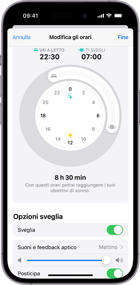 La schermata “Modifica gli orari” in Salute, con gli orari per andare a letto e per il risveglio nella parte superiore della schermata e le opzioni per la sveglia in basso.