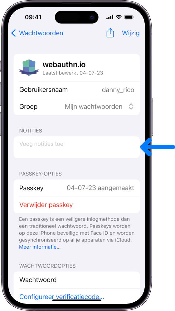 Een scherm in iCloud-sleutelhanger, met informatie over de passkey en een plek om notities toe te voegen en te bekijken.