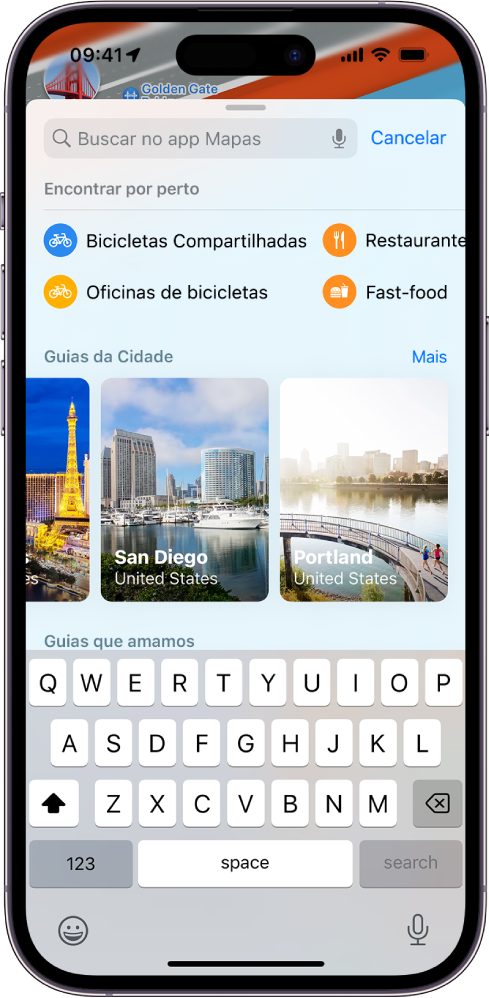 Um cartão de busca no app Mapas. As categorias Por Perto abaixo do campo de busca incluem Serviços de Compartilhamento de Bicicleta e Restaurantes.