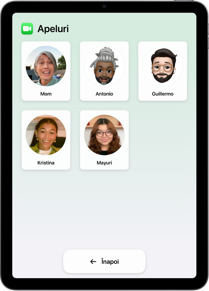 Un iPad în modul Acces asistiv, cu aplicația Apeluri deschisă, afișând o grilă mare cu poze și nume ale contactelor.