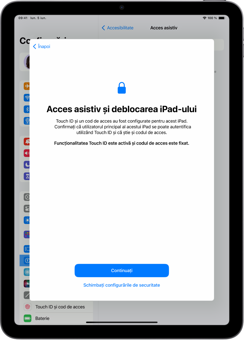 Un iPad cu un ecran care îi solicită însoțitorului de încredere să confirme că persoana care utilizează dispozitivul cunoaște codul de acces al dispozitivului.