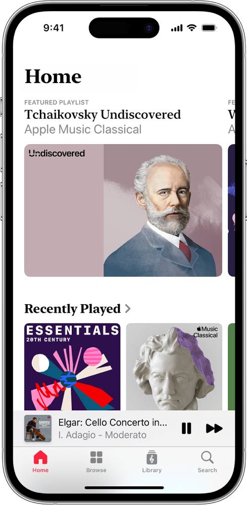 En iPhone med fanen Home i Apple Music Classical. Øverst på skærmen er en udvalgt playliste. De senest afspillede playlister vises midt på skærmen, og under dem er miniafspilleren, som viser det spor, der afspilles i øjeblikket. Allernederst på skærmen er knapperne Home, Browse, Library og Search.