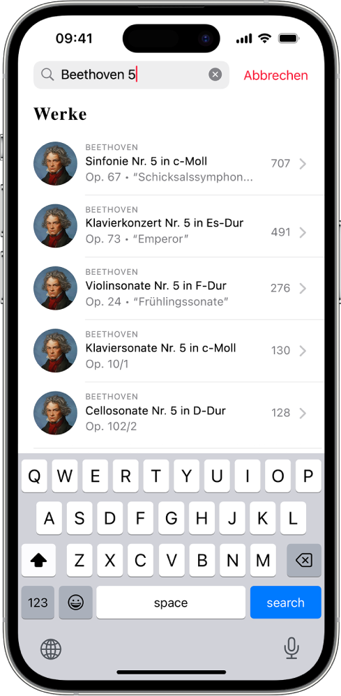 Ein iPhone mit dem Tab „Suchen“ in Apple Music Classical. Das Feld „Suchen“ befindet sich oben im Bildschirm und eine Liste mit den Ergebnissen darunter.