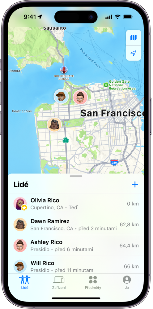 Aplikace Mapy na iPhonu s polohou uživatele sdílenou se čtyřmi dalšími osobami