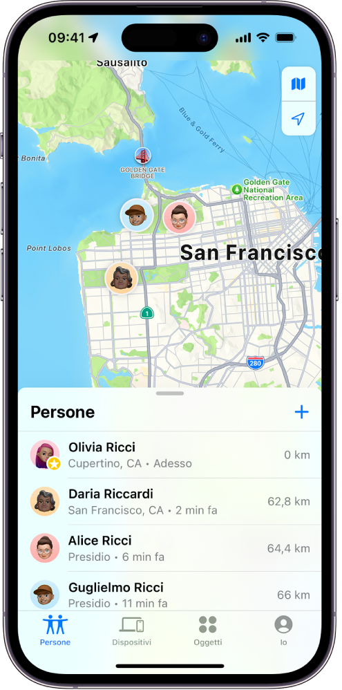 Una schermata di iPhone che mostra dove si trova un utente e le posizioni di altri quattro utenti.