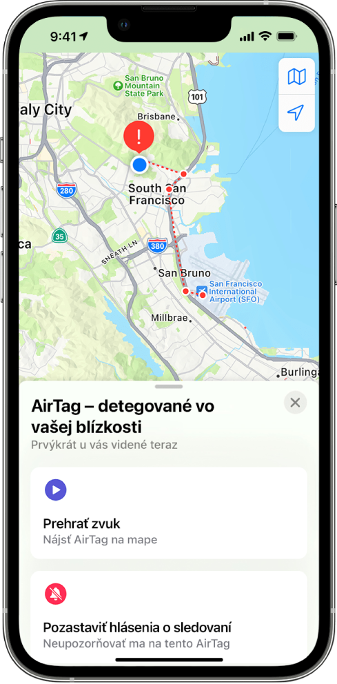 Obrazovka iPhonu, na ktorej je v apke Mapy zobrazená informácia o AirTagu detekovanom v blízkosti užívateľa.
