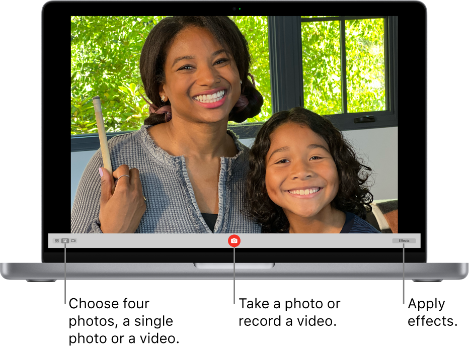 The Photo Booth window with the Take Photo button at the bottom. The single photo option is selected on the bottom-left of the window and the Effects button is on the bottom-right of the window.