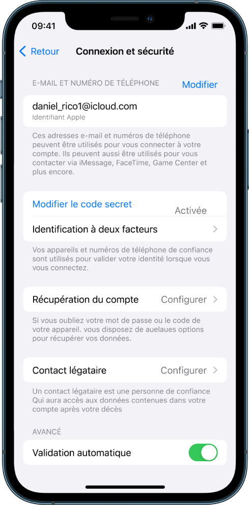 Écran d’un iPhone montrant l’identification à deux facteurs désactivée.