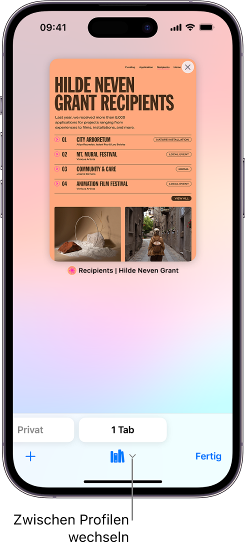 Ein iPhone-Bildschirm mit einem geöffneten Safari-Tab. Unten auf dem Bildschirm ist ein Safari-Profilsymbol zu sehen. Tippe auf das Symbol, um zwischen den Profilen zu wechseln.