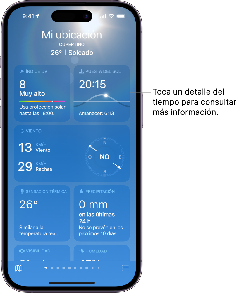 La pantalla Tiempo donde se ve la ubicación en la parte superior, además de la temperatura actual y la condición meteorológica. El resto de la pantalla contiene detalles del tiempo para los siguientes elementos: calidad del aire, precipitación, índice UV y hora de la puesta de sol.