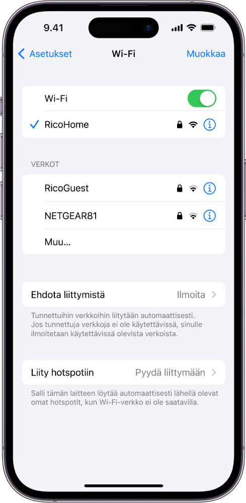 Wi-Fi-valintojen näyttö Asetuksissa. Wi-Fi on laitettu päälle ja verkko on valittuna.