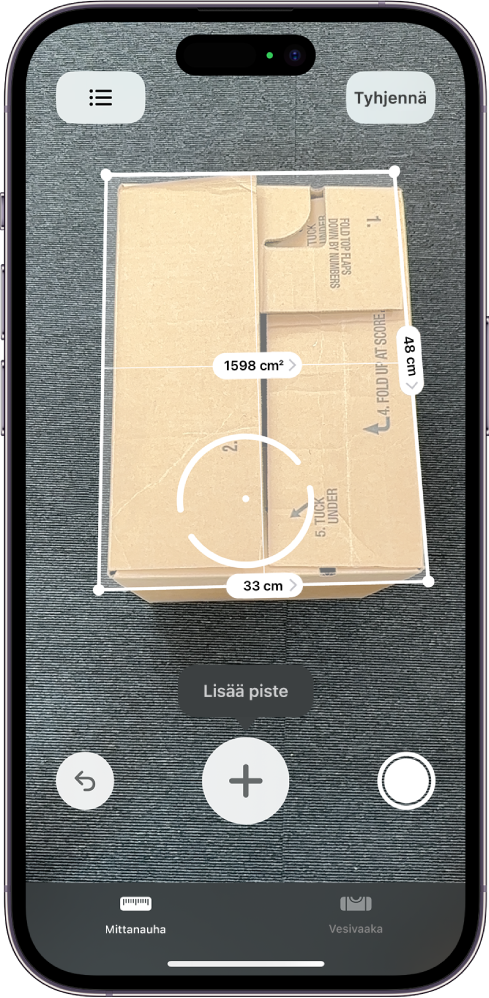 Näyttö, jossa näkyy laatikon mittaus Mittanauha-apissa. Laatikon pinta-ala lasketaan mittojen perusteella.