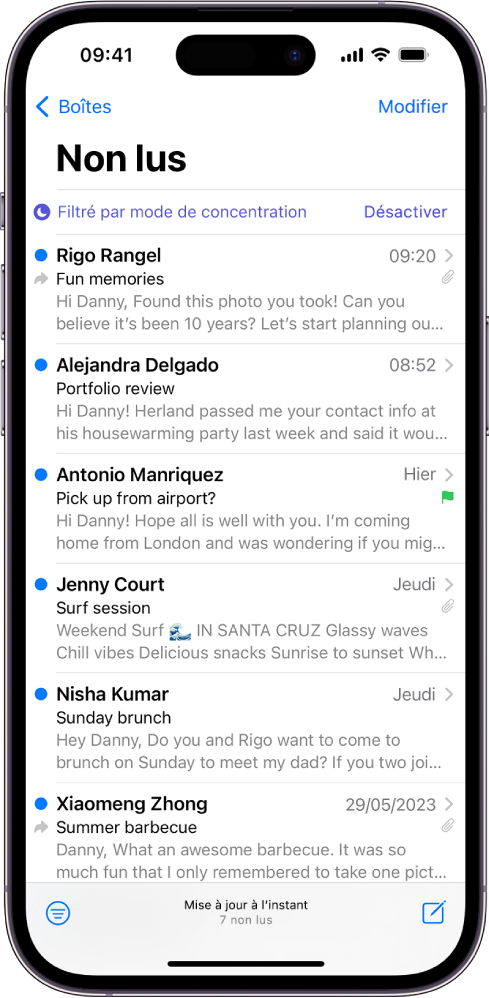 La boîte de réception affichant une liste d’e-mails. Au-dessus de la liste des e-mails se trouve l’étiquette « Filtré par mode de concentration » et, à droite de celle-ci, la mention Désactiver.