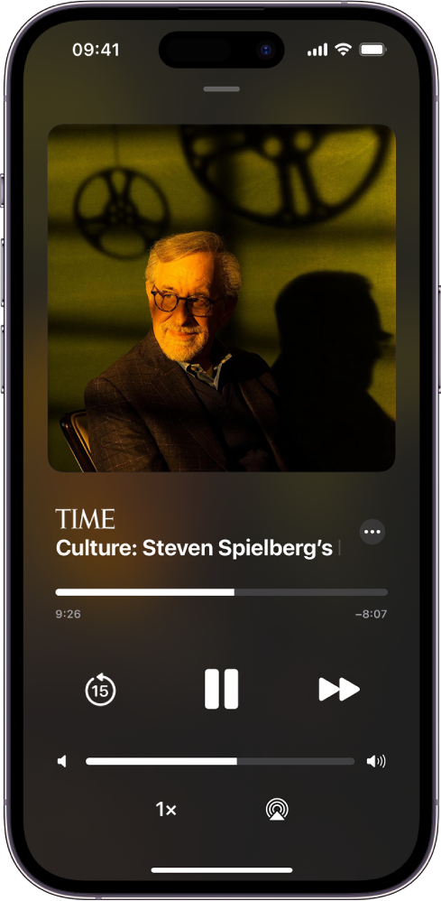 L’écran du lecteur audio affiche un article audio, avec en-dessous des commandes de lecture et un curseur de volume.