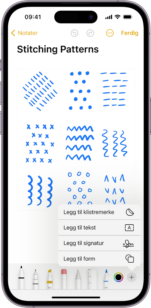 Merking-verktøylinjen er åpen nederst i et notat i Notater-appen, og Legg til-knappen nederst til høyre på skjermen er markert. Følgende alternativer er tilgjengelige i Legg til-menyen: Legg til klistremerke, Legg til tekst, Legg til signatur og Legg til figur.