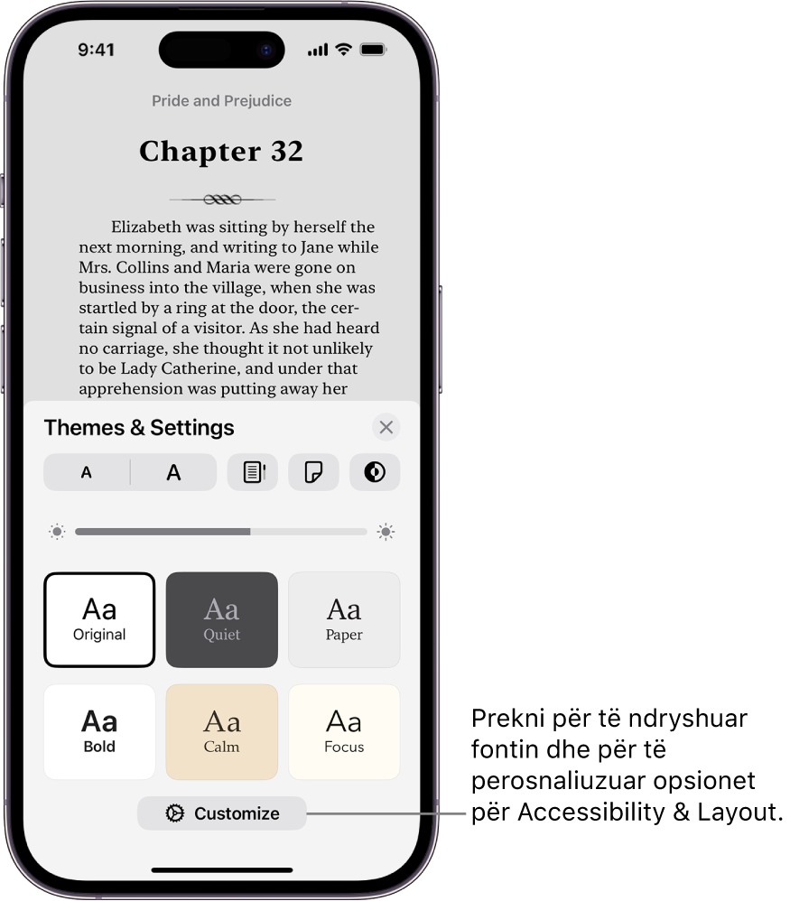 Një faqe e një libri në aplikacionin Books. Opsionet Themes dhe Settings tregojnë kontrollet për madhësinë e shkronjave, pamjen e lëvizjes, stilin e kthimit të faqes, ndriçimin dhe stilet e fontit.