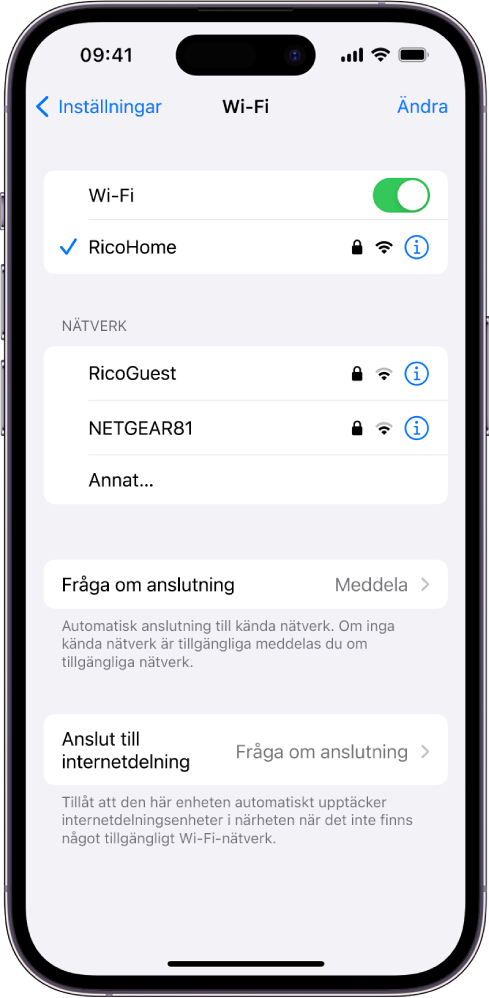 Skärmen med Wi-Fi-alternativ i Inställningar. Wi-Fi är på och ett nätverk är valt.