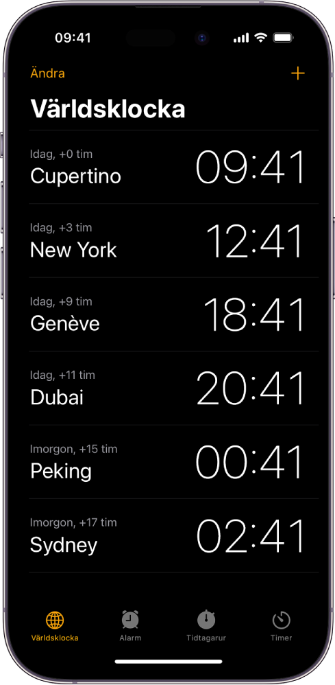 Fliken Världsklocka som visar tiden i olika städer. Högt upp till vänster finns knappen Redigera för att radera eller ändra ordning på klockor. Högt upp till höger finns lägg till-knappen för att lägga till fler klockor. Knapparna Världsklocka, Väckarklocka, Tidtagarur och Timer finns längst ned.