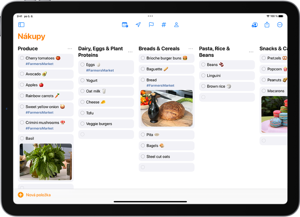 Nákupní seznam v aplikaci Připomínky s kategoriemi uspořádanými do sloupců. V levém dolním rohu se nachází tlačítko Nová položka.