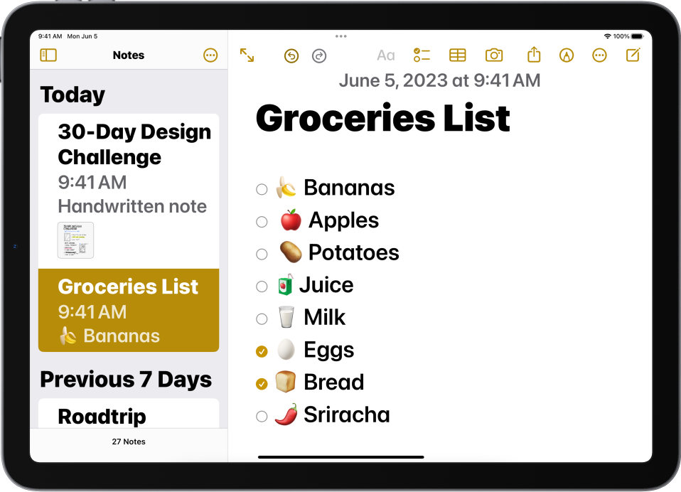  A list in Notes, with bolder text using larger accessibility sizes and with button shapes turned on.