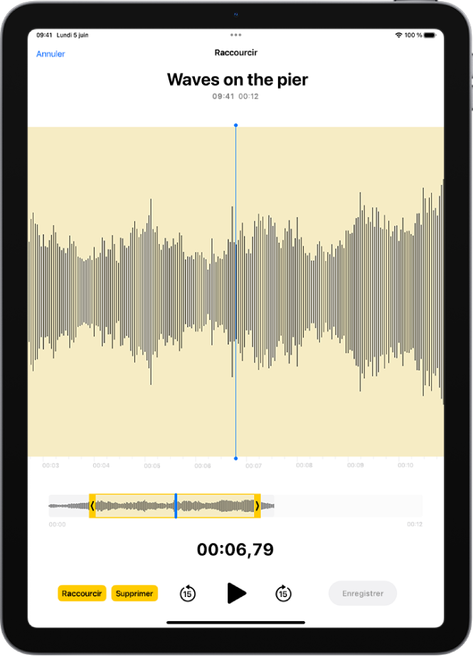 Un enregistrement est en cours de modification, avec les poignées d’élagage jaunes entourant une partie de la forme d’onde audio en bas de l’écran. À gauche des commandes de lecture se trouvent deux boutons : le bouton Raccourcir, qui permet de supprimer la partie de l’enregistrement située à l’extérieur des poignées, et le bouton Supprimer, qui permet de supprimer la partie de l’enregistrement située à l’extérieur des poignées.