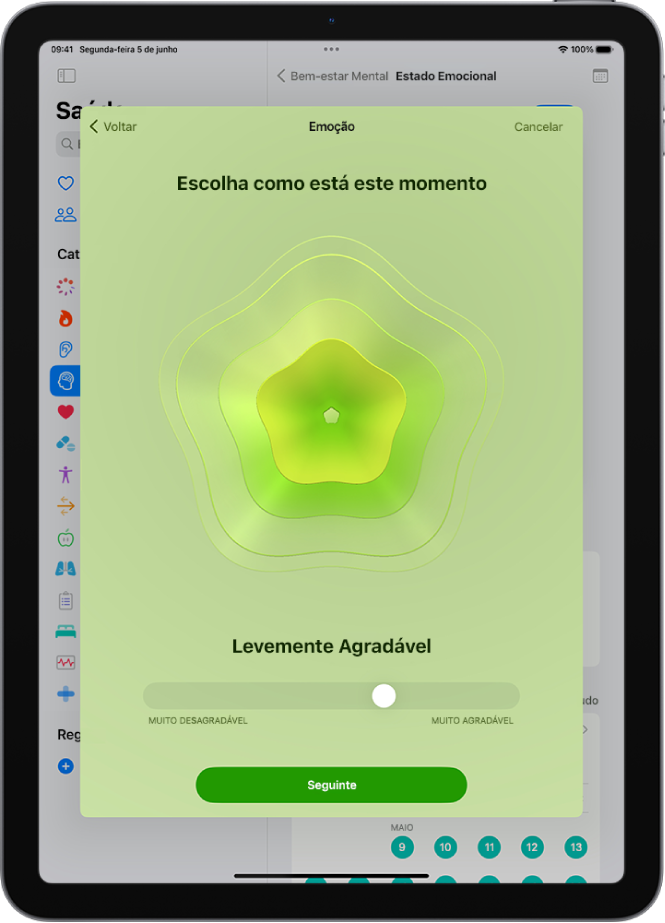 Tela no app Saúde que identifica o humor atual como Levemente Agradável. Na parte inferior da tela, um controle deslizante para ajustar o nível da emoção.