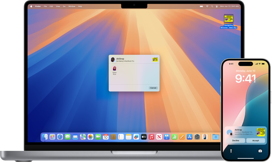 iPhoneの横にMacがあります。MacのデスクトップでAirDropウインドウが開いていて、iPhoneおよび別のMacBook Pro（映っていません）と書類を共有する準備ができています。iPhoneのロック画面に書類を受信した通知が表示されています。