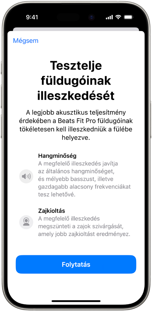 Egy iPhone-képernyő, amelyen a Fülharang illeszkedésének tesztelése funkció látható az Beats Fit Próhoz.