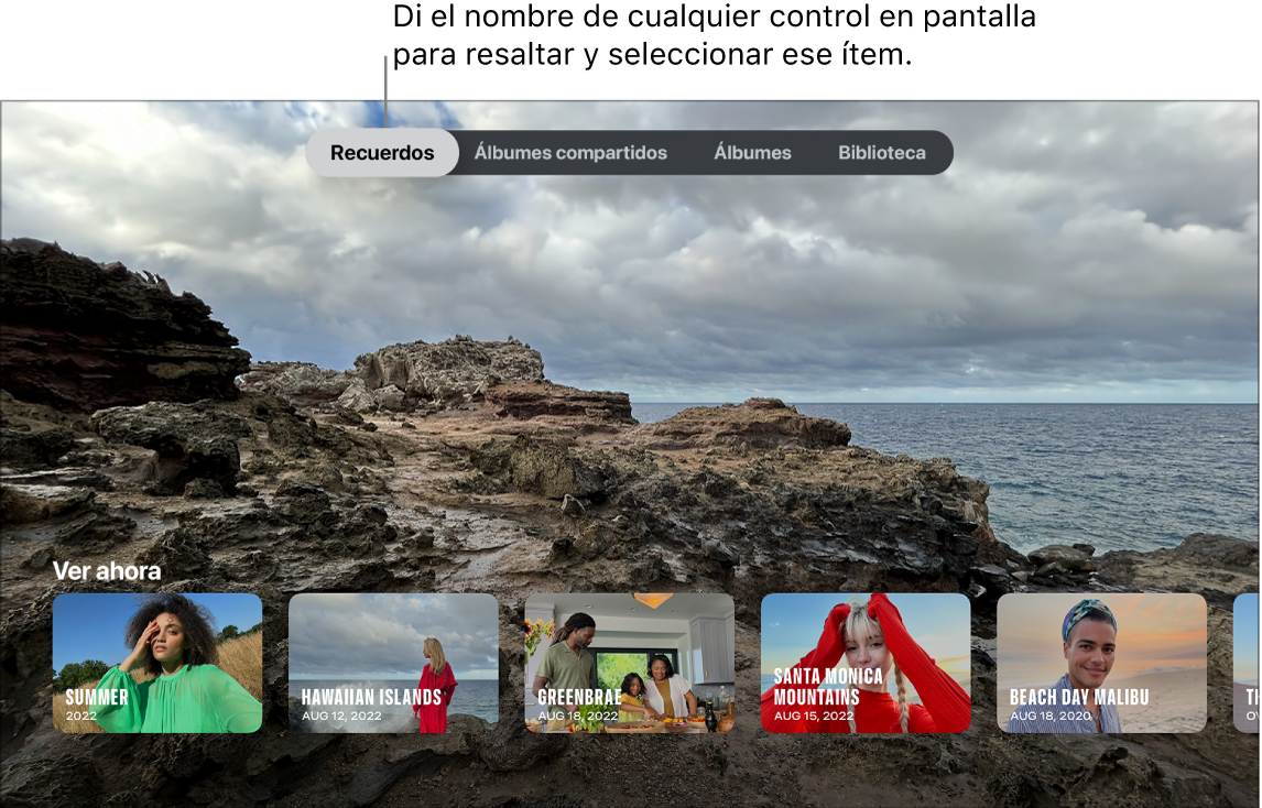 La pantalla de la app Fotos muestra consultas del menú que se pueden leer en alto