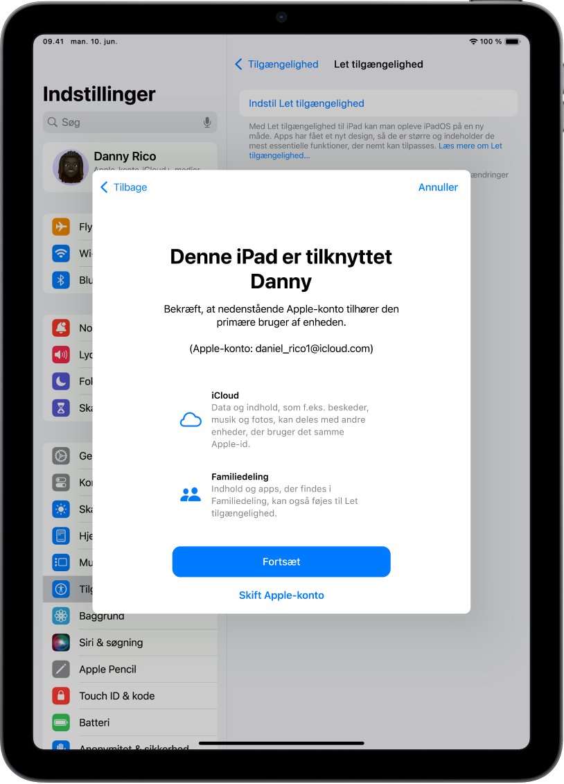 En iPad, der viser den Apple-konto, der er knyttet til enheden, og oplysninger om iCloud og funktioner til Familiedeling, som kan bruges sammen med Let tilgængelighed.