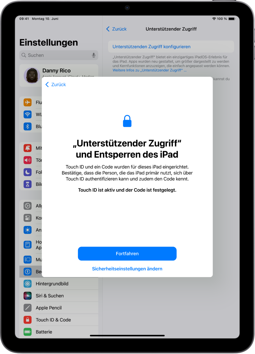 Ein iPad-Bildschirm, auf dem die vertrauenswürdigen Bezugsperson dazu aufgefordert wird, zu bestätigen, dass der:die Benutzer:in des Geräts den Gerätecode kennt.