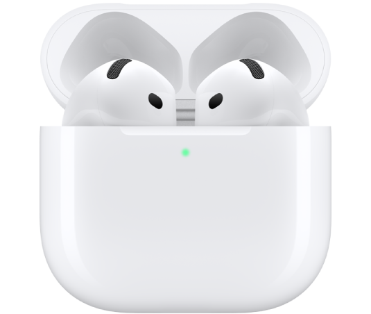 AirPods 4 dans leur étui de recharge.