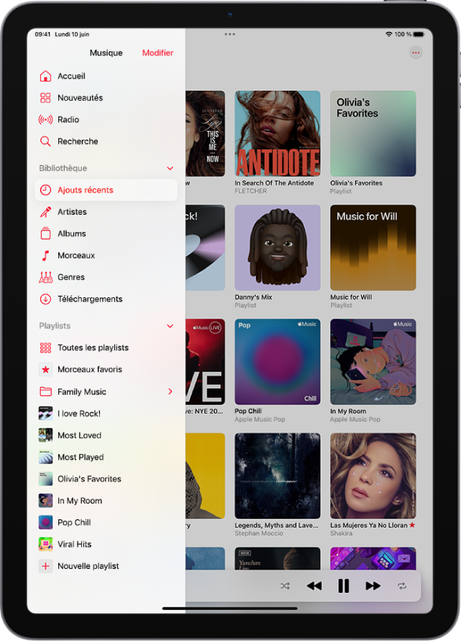 L’écran Bibliothèque avec la barre latérale à gauche, avec les mots « Ajouts récents » en surbrillance. Les playlists et albums ajoutés récemment apparaissent sur la droite. Le mini-lecteur se trouve en bas.