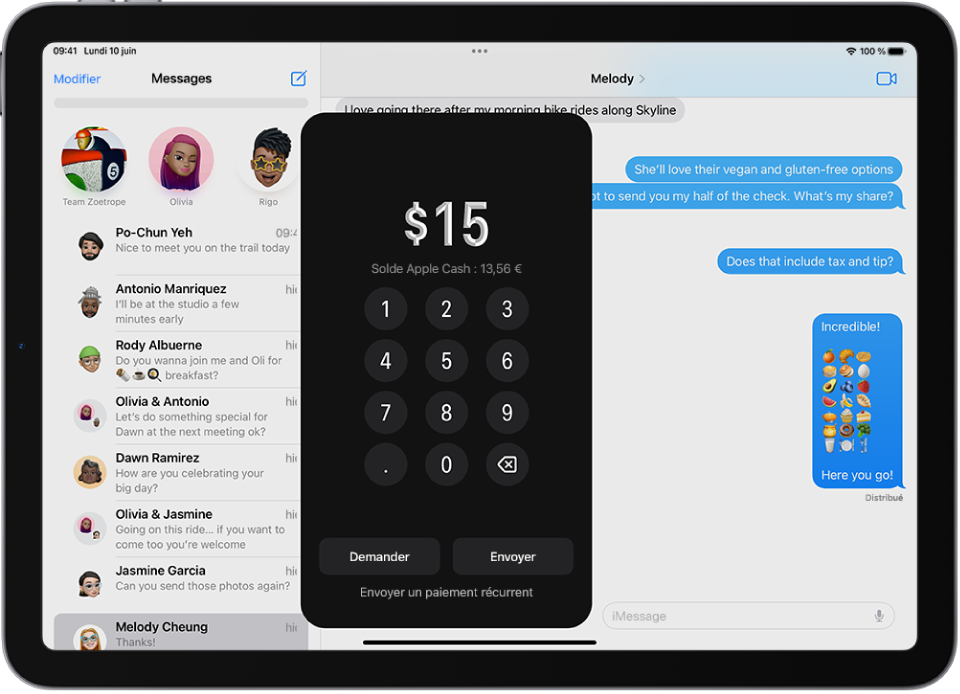 Conversation iMessage avec Apple Pay ouvert en bas de l’écran.