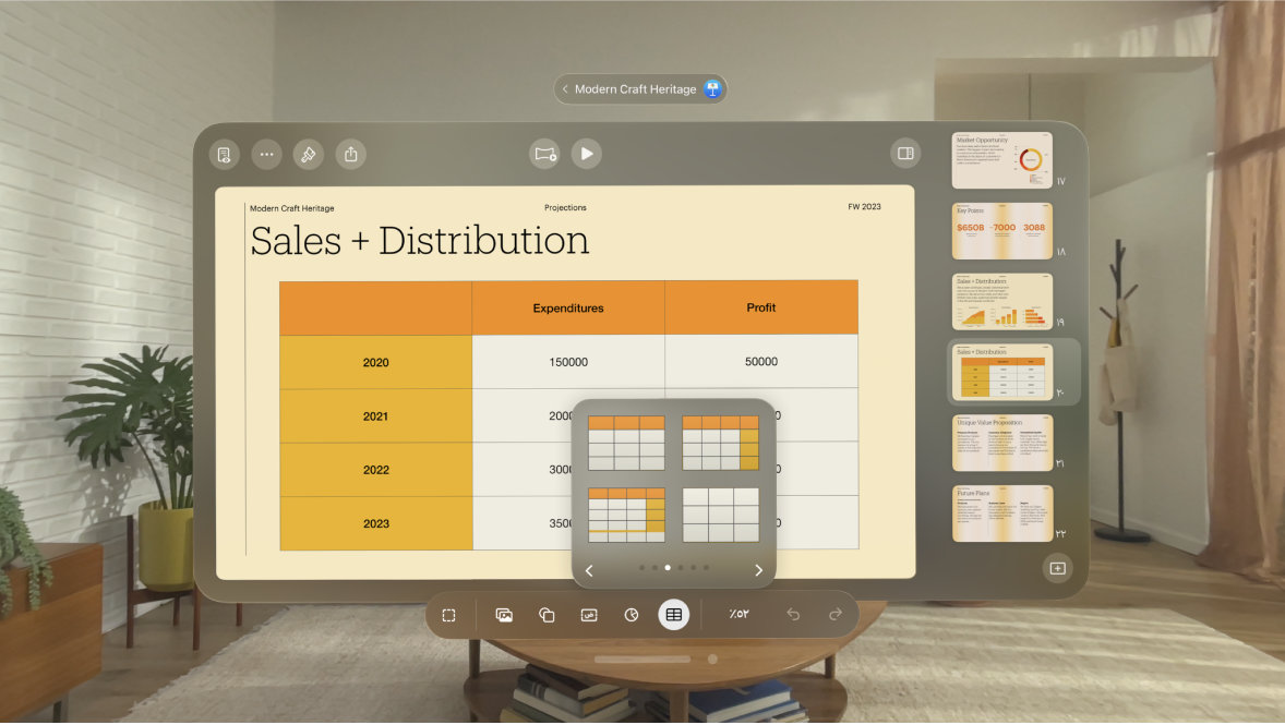 تطبيق Keynote على Apple Vision Pro، والذي يعرض خيارات الجدول في شريط الأدوات.