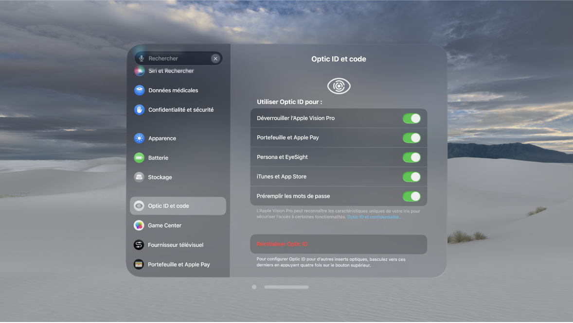 Les réglages Optic ID et Code sur l’Apple Vision Pro, indiquant les options d’utilisation d’Optic ID pour le déverrouillage, Persona, et plus, et de réinitialisation d’Optic ID.