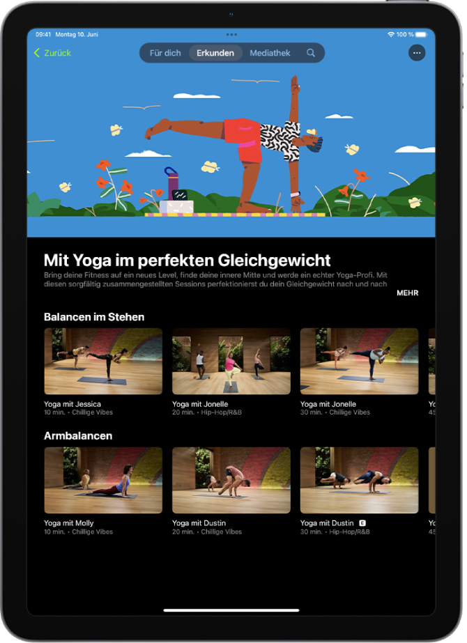 Der „Apple Fitness+“-Bildschirm zeigt eine Yoga-Sammlung. Der Titel und die Beschreibung der Sammlung befindet sich in der Mitte des Bildschirms. Unter dem Titel der Sammlung werden Reihen mit Trainings angezeigt.