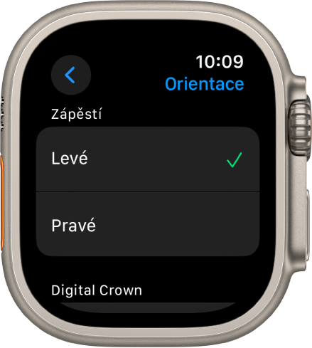 Obrazovka Orientace na Apple Watch. Můžete zde nastavit zápěstí a orientaci korunky Digital Crown.