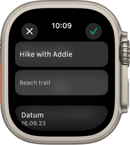 Obrazovka Úpravy v aplikaci Připomínky na Apple Watch. Nahoře je vidět název připomínky a pod ním její popis. Dole je uvedené datum, na kdy je naplánováno zobrazení připomínky. Vpravo nahoře je umístěné tlačítko se značkou zaškrtnutí. Vlevo nahoře se nachází tlačítko Zavřít.