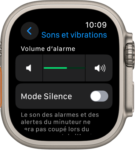 Réglages « Sons et vibrations » sur l’Apple Watch, avec le curseur « Volume des alertes » en haut et le commutateur du mode Silence en dessous.