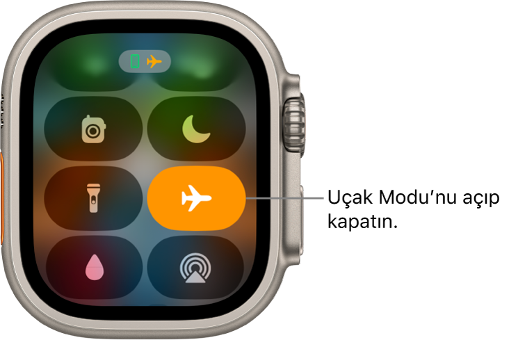 Uçak Modu’nun açık olduğunu göstermek için Uçak Modu düğmesi vurgulanmış Denetim Merkezi.