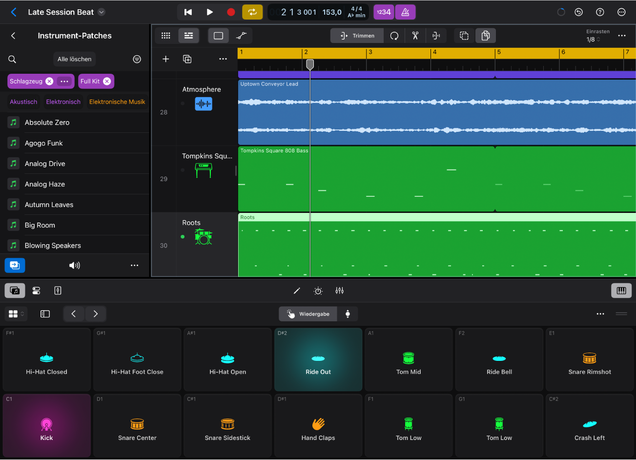 Abbildung. Logic Pro für iPad mit der geöffneten Spieloberfläche „Drum-Pads“.